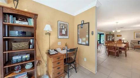 4777 Ringwood Meadow Sarasota FL 34235