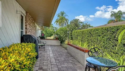 4777 Ringwood Meadow Sarasota FL 34235