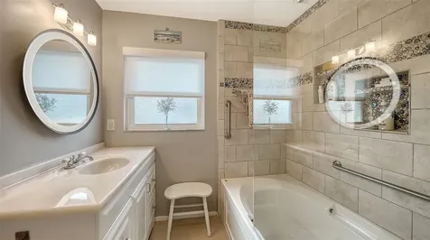 4777 Ringwood Meadow Sarasota FL 34235