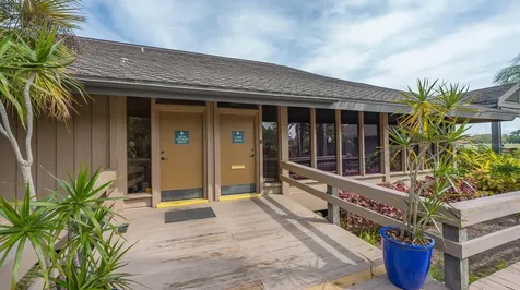 4777 Ringwood Meadow Sarasota FL 34235