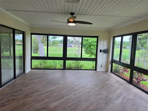 4777 Ringwood Meadow Sarasota FL 34235