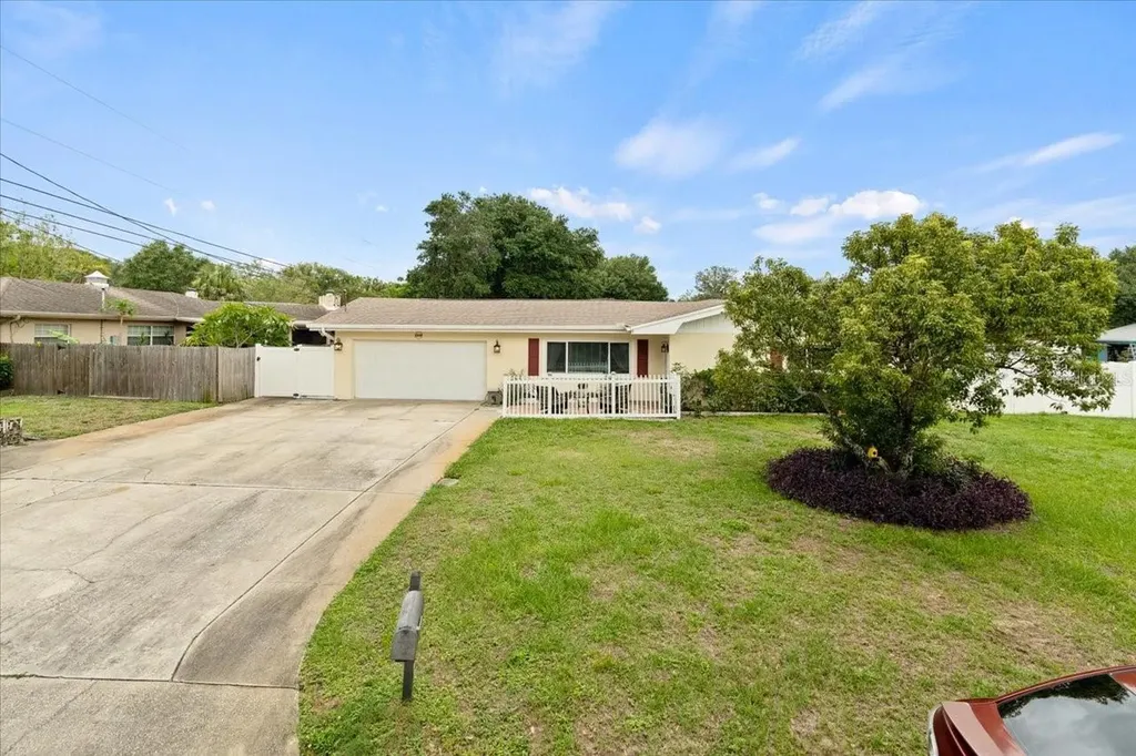 1560 Bel Keene Drive Clearwater FL 33756