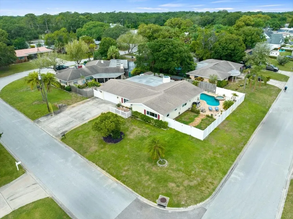 1560 Bel Keene Drive Clearwater FL 33756