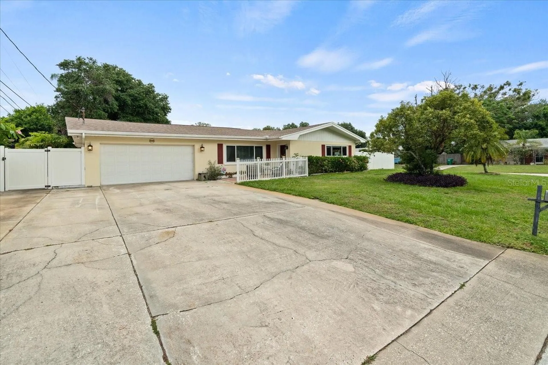 1560 Bel Keene Drive Clearwater FL 33756