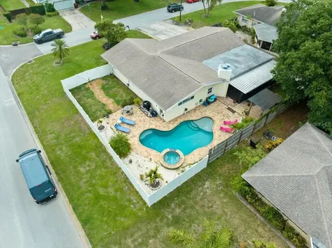 1560 Bel Keene Drive Clearwater FL 33756