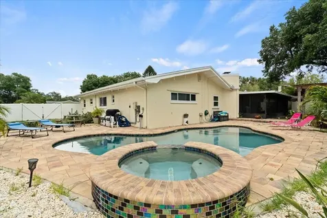 1560 Bel Keene Drive Clearwater FL 33756