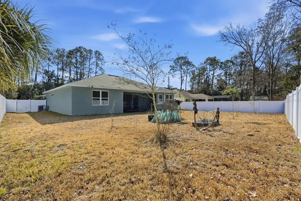 21 Rae Drive Palm Coast FL 32164