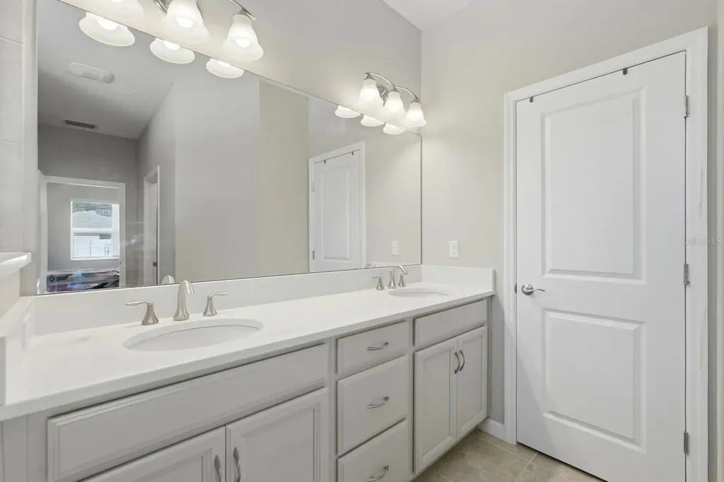 21 Rae Drive Palm Coast FL 32164