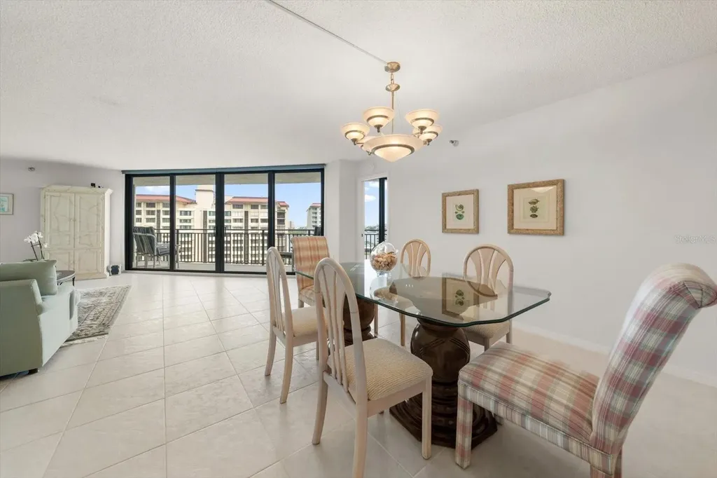 690 Island Way Clearwater Beach FL 33767
