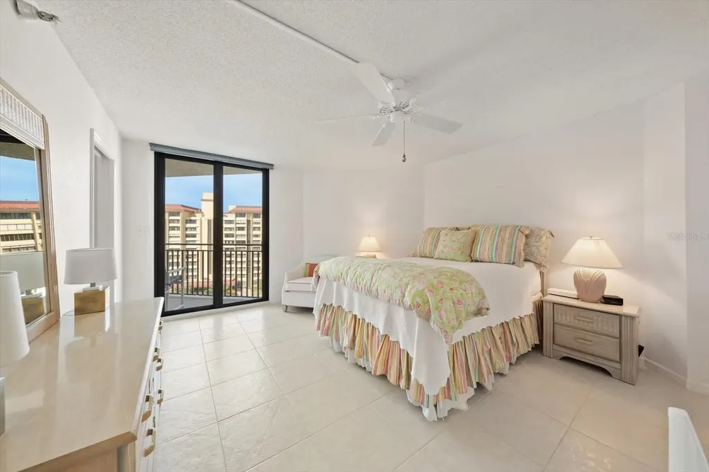 690 Island Way Clearwater Beach FL 33767