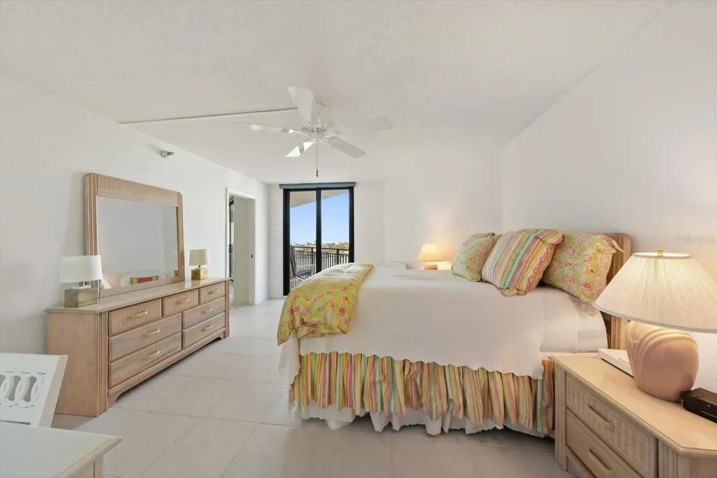 690 Island Way Clearwater Beach FL 33767