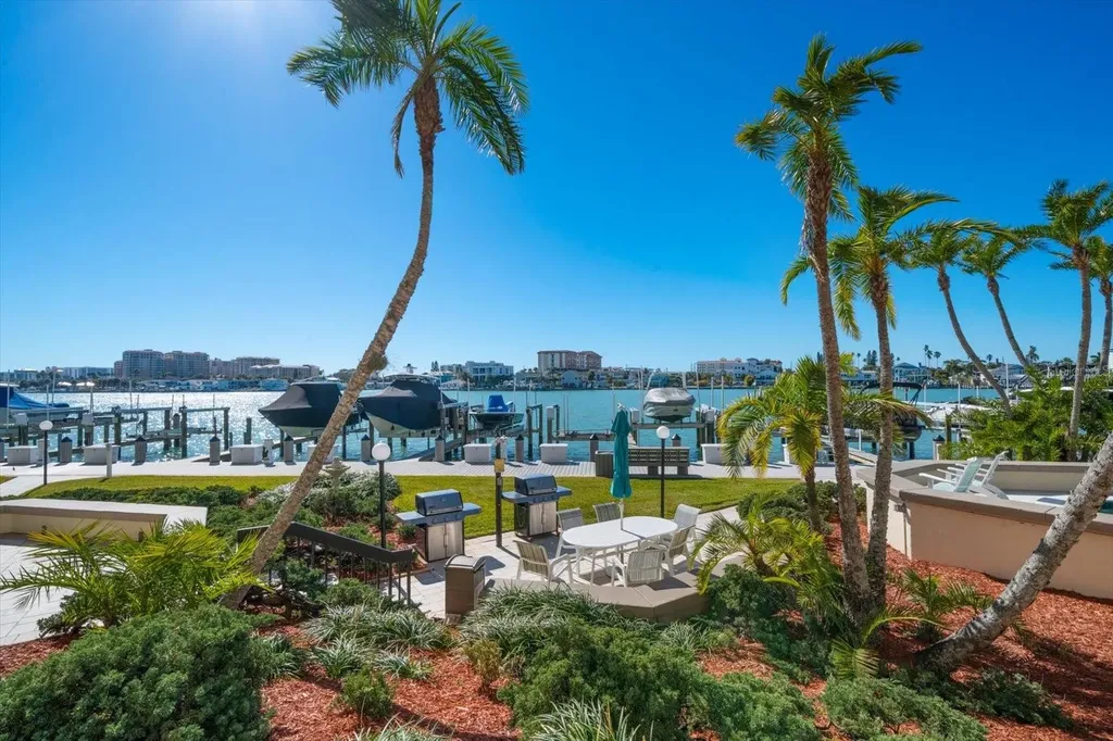 690 Island Way Clearwater Beach FL 33767