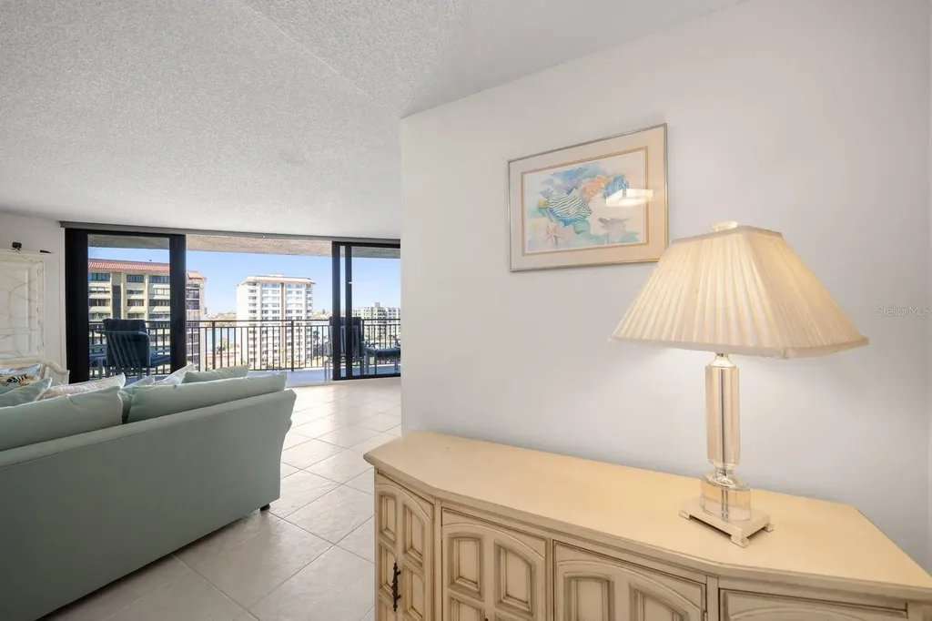 690 Island Way Clearwater Beach FL 33767