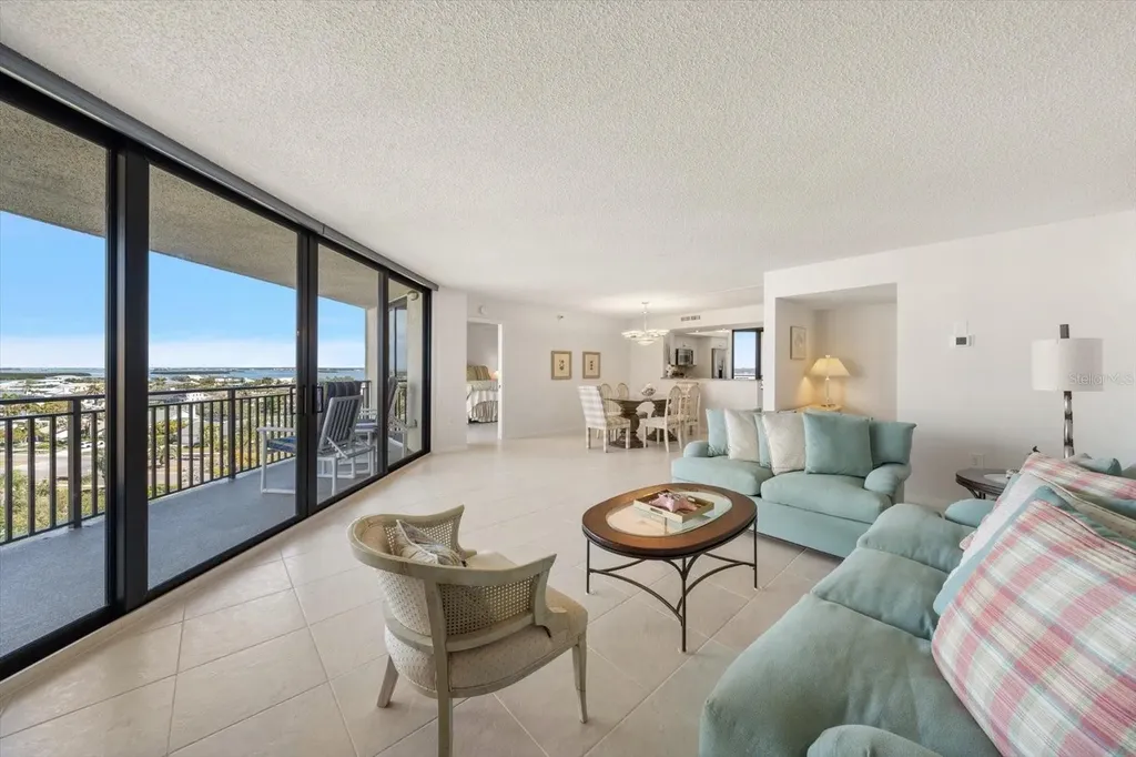 690 Island Way Clearwater Beach FL 33767