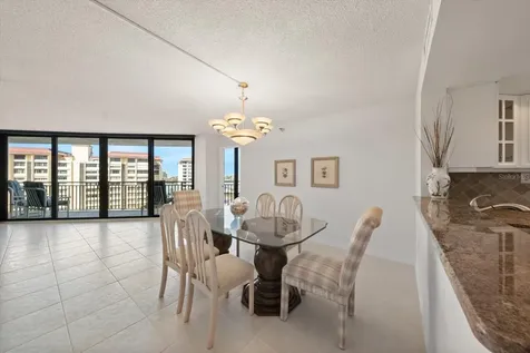 690 Island Way Clearwater Beach FL 33767