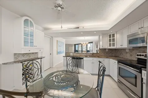 690 Island Way Clearwater Beach FL 33767