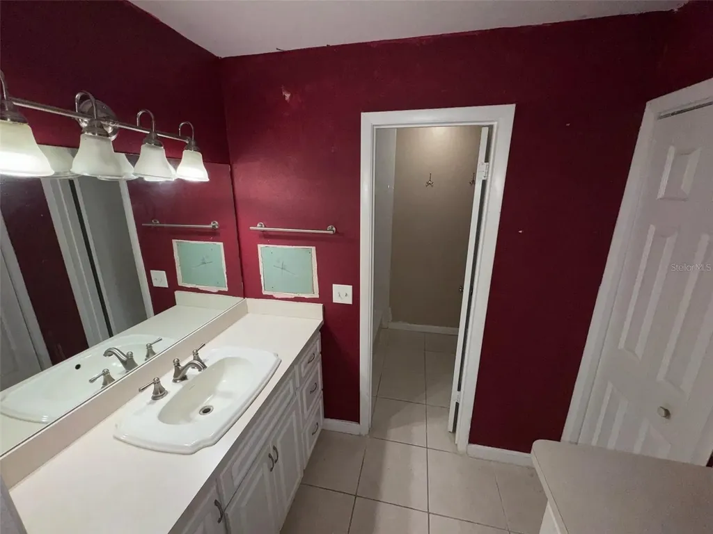 4842 Pebble Beach Drive Orlando FL 32811