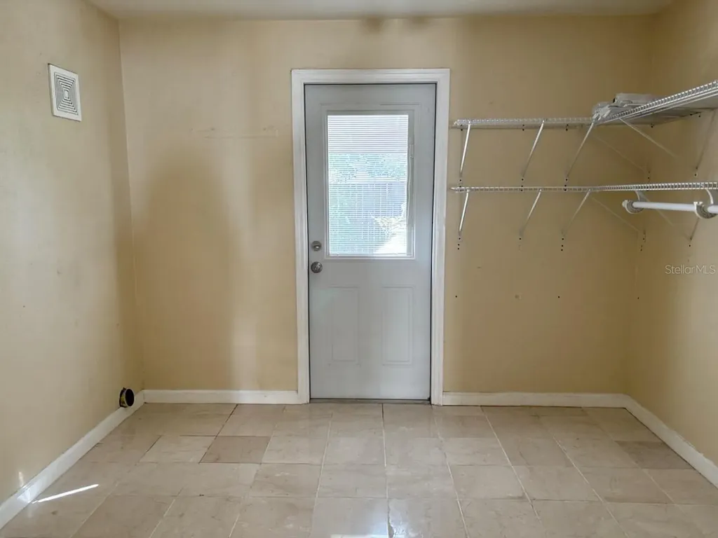 1325 Sandy Lane Clearwater FL 33755