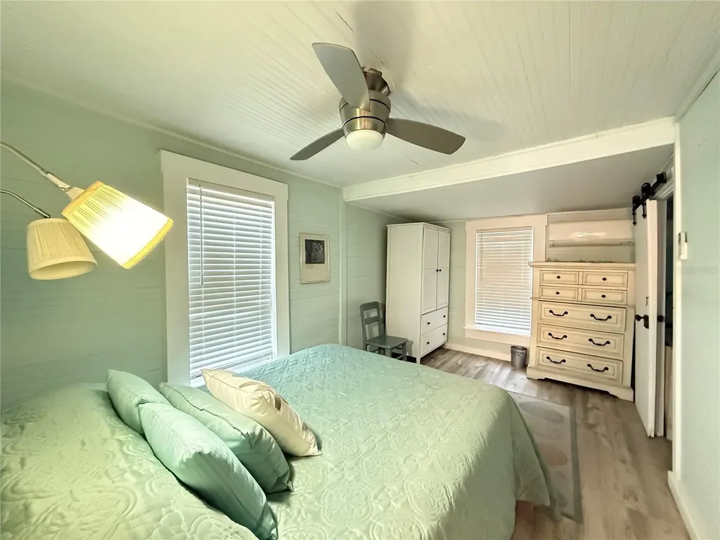 207 N Pine Street New Smyrna Beach FL 32169