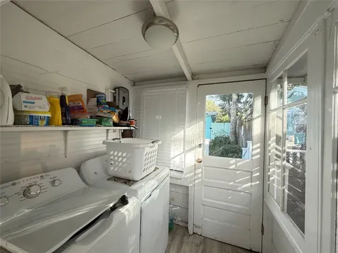 207 N Pine Street New Smyrna Beach FL 32169