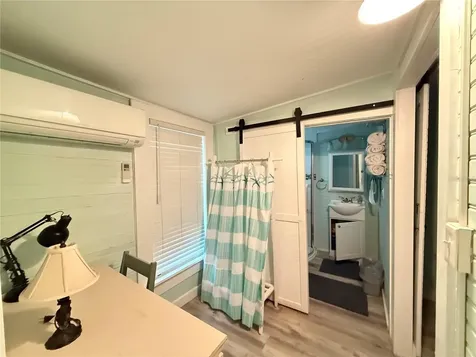 207 N Pine Street New Smyrna Beach FL 32169