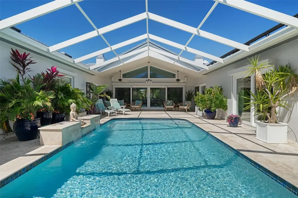 4928 61st Avenue S St Petersburg FL 33715