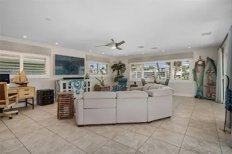 4928 61st Avenue S St Petersburg FL 33715