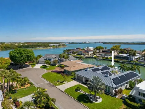 4928 61st Avenue S St Petersburg FL 33715