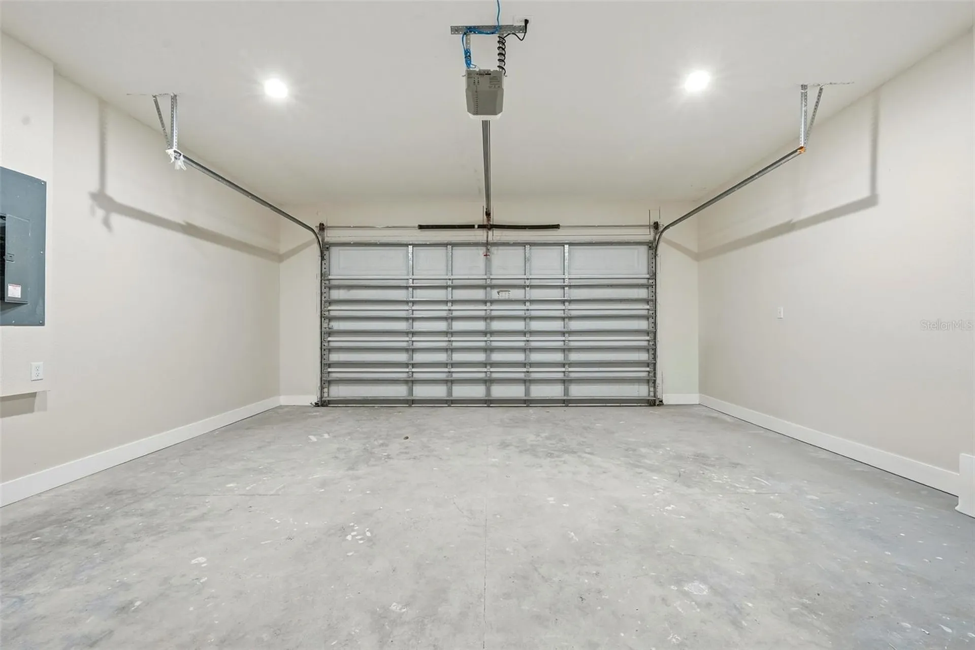 5663 W Central Avenue Orlando FL 32811