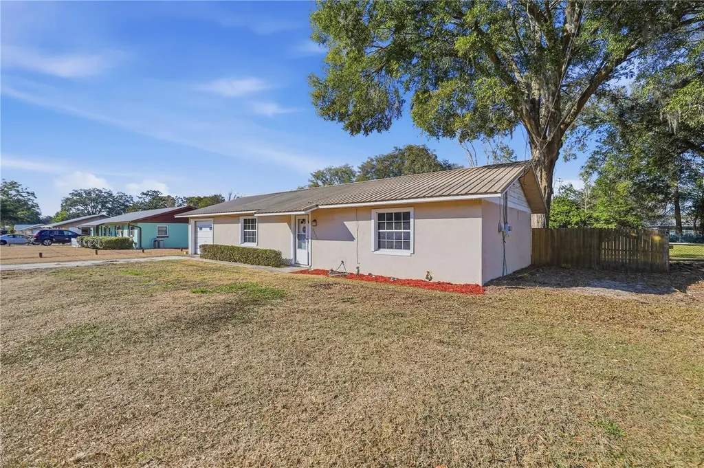 2125 NE 54th Street Ocala FL 34479