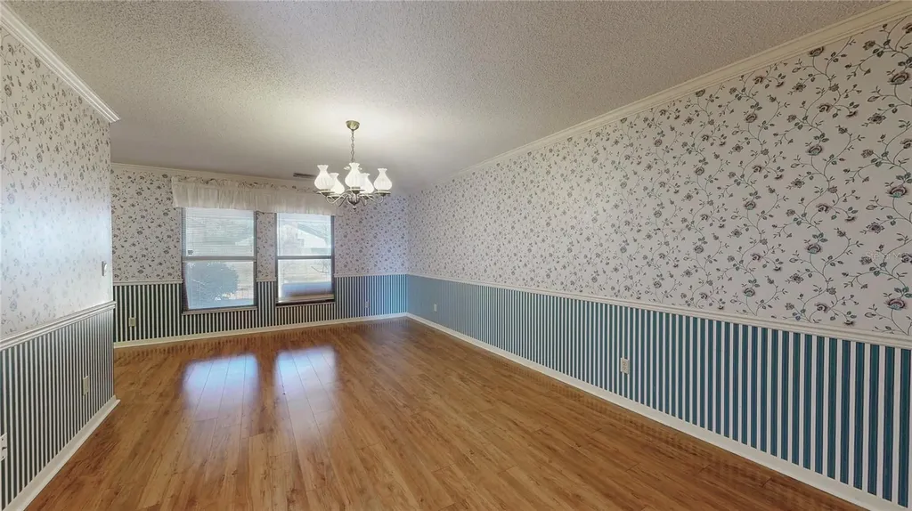 13 Hermosa Drive Eustis FL 32726