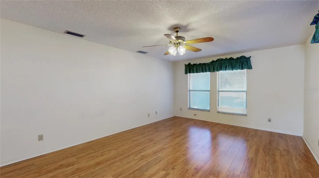 13 Hermosa Drive Eustis FL 32726