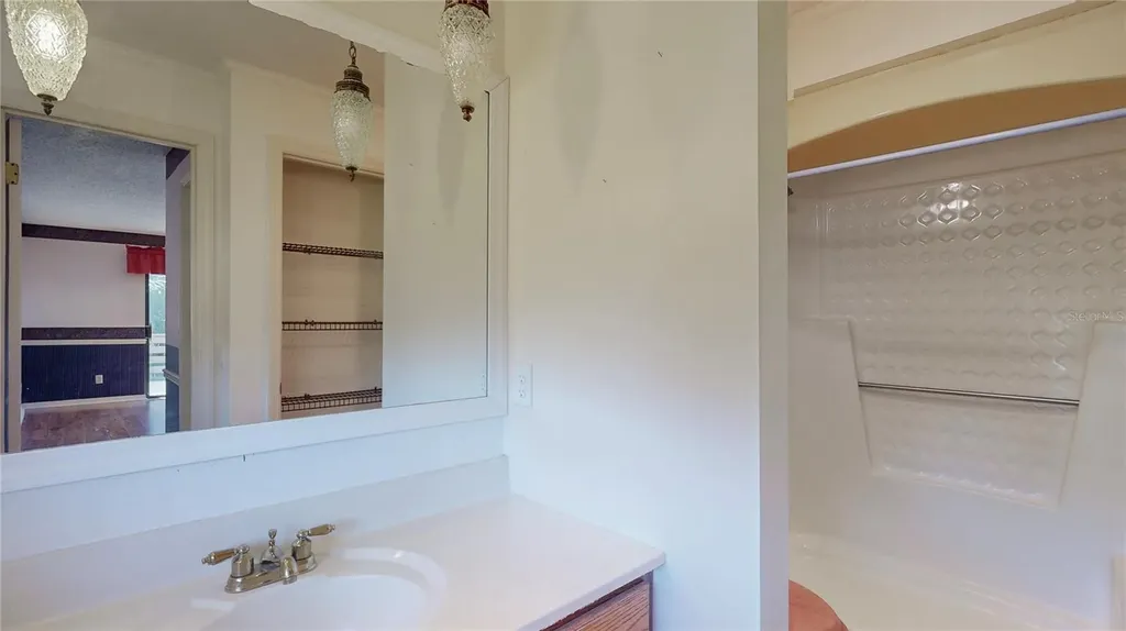 13 Hermosa Drive Eustis FL 32726