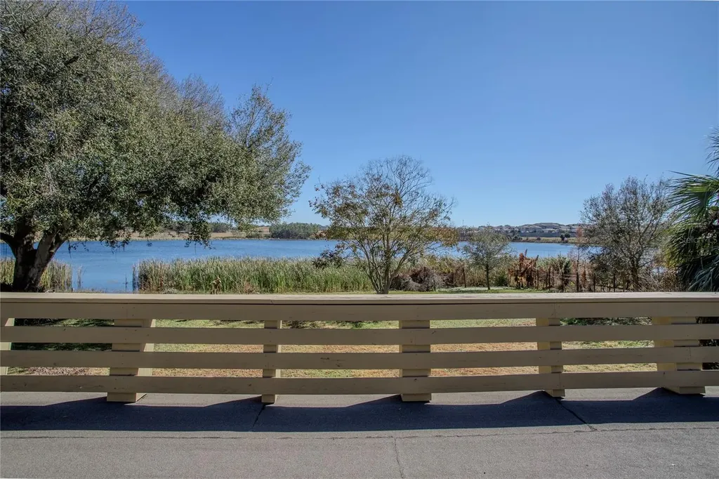 13 Hermosa Drive Eustis FL 32726