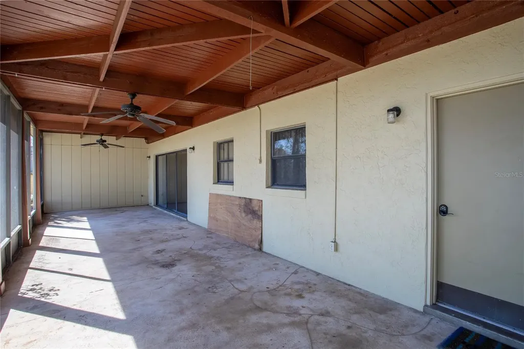 13 Hermosa Drive Eustis FL 32726