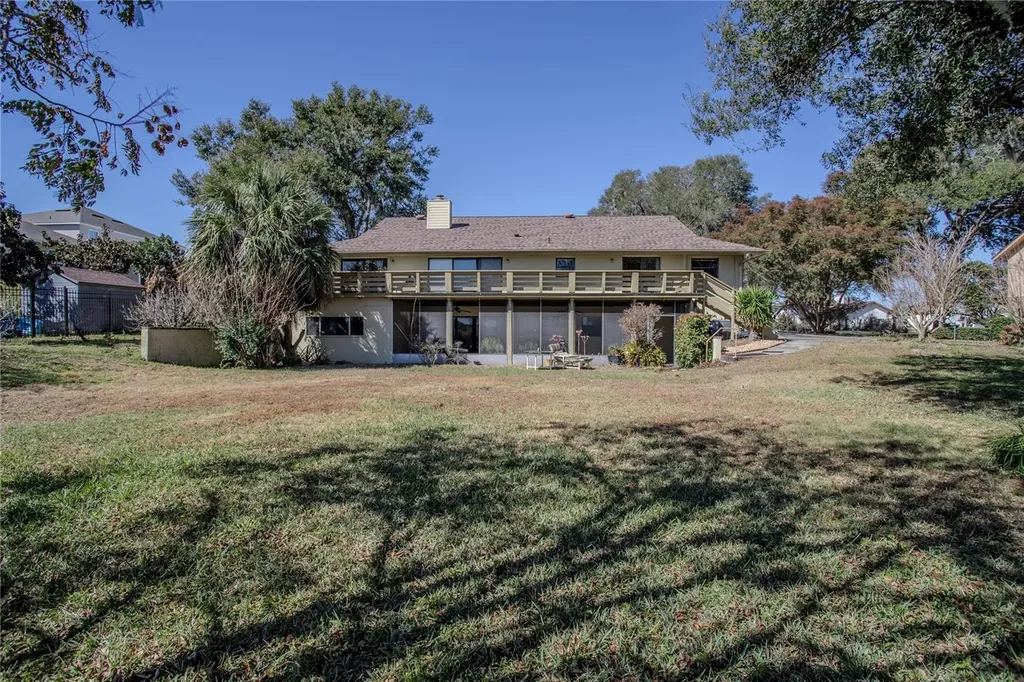 13 Hermosa Drive Eustis FL 32726
