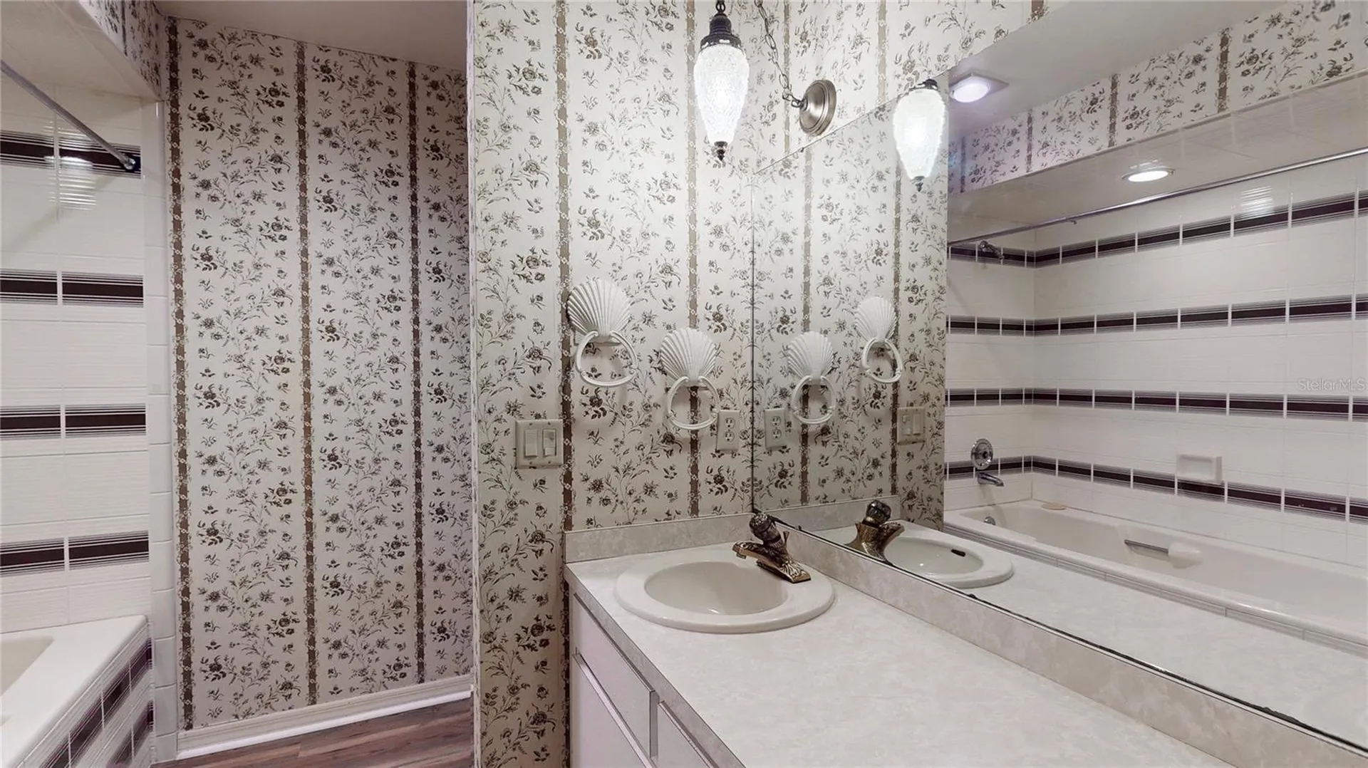 13 Hermosa Drive Eustis FL 32726
