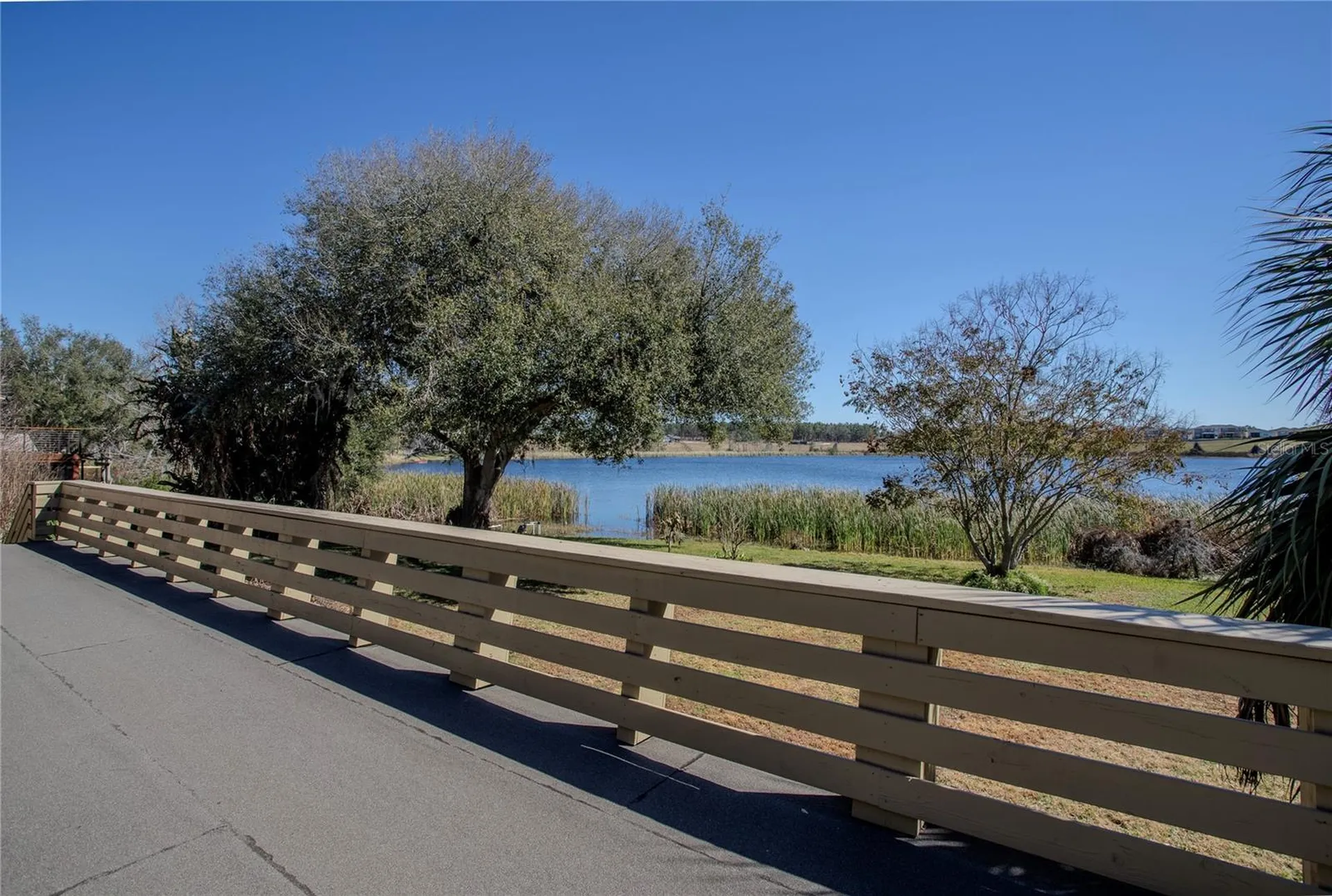 13 Hermosa Drive Eustis FL 32726