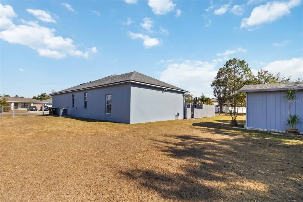 633 Linnet Court Kissimmee FL 34759