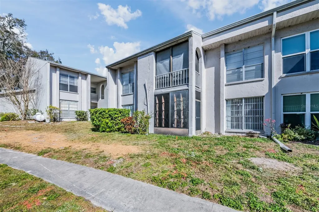 2625 State Road 590 Clearwater FL 33759
