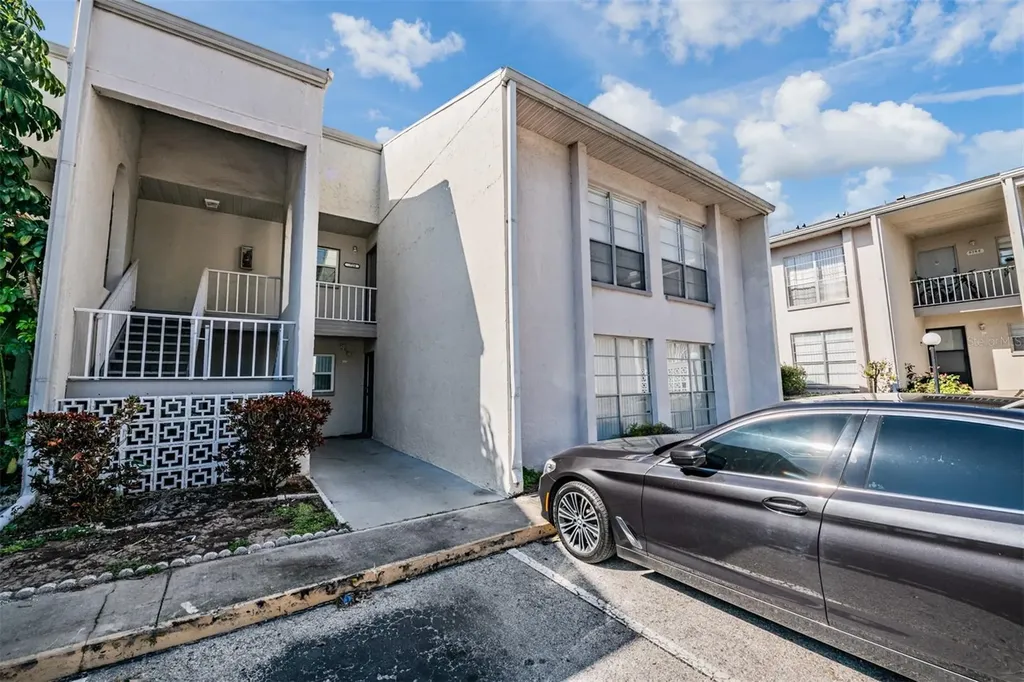 2625 State Road 590 Clearwater FL 33759