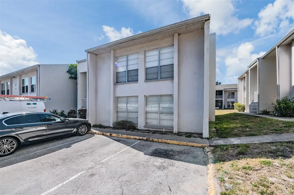 2625 State Road 590 Clearwater FL 33759