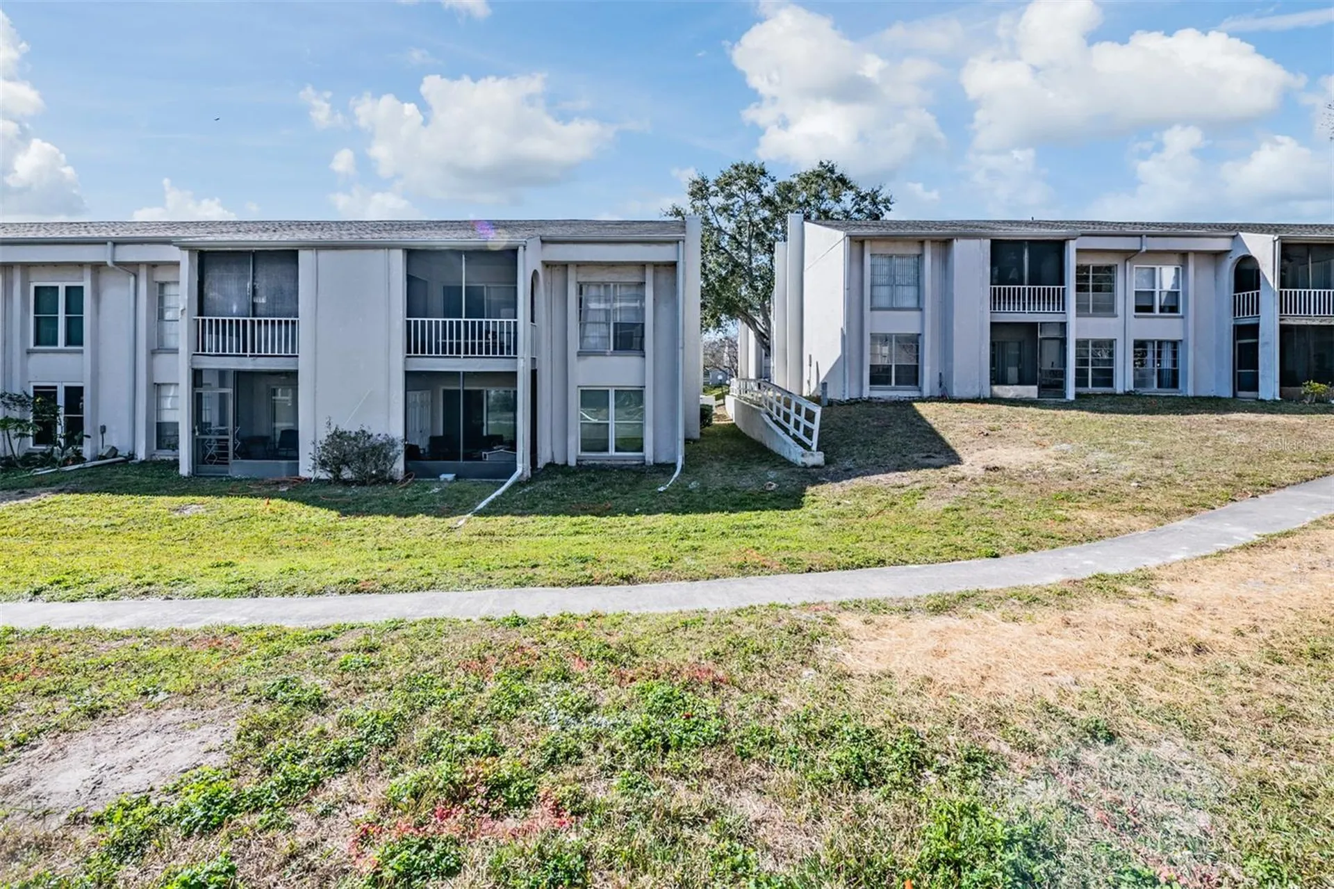 2625 State Road 590 Clearwater FL 33759