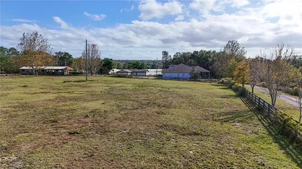 001 Kenny Trail Eustis FL 32736