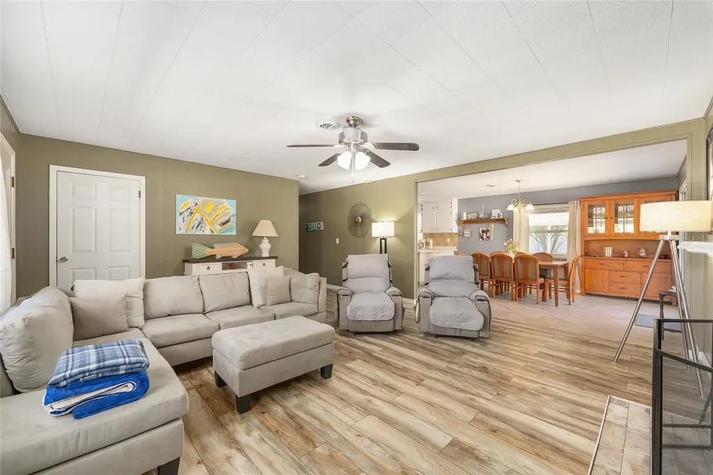 3010 NE 98th Lane Anthony FL 32617