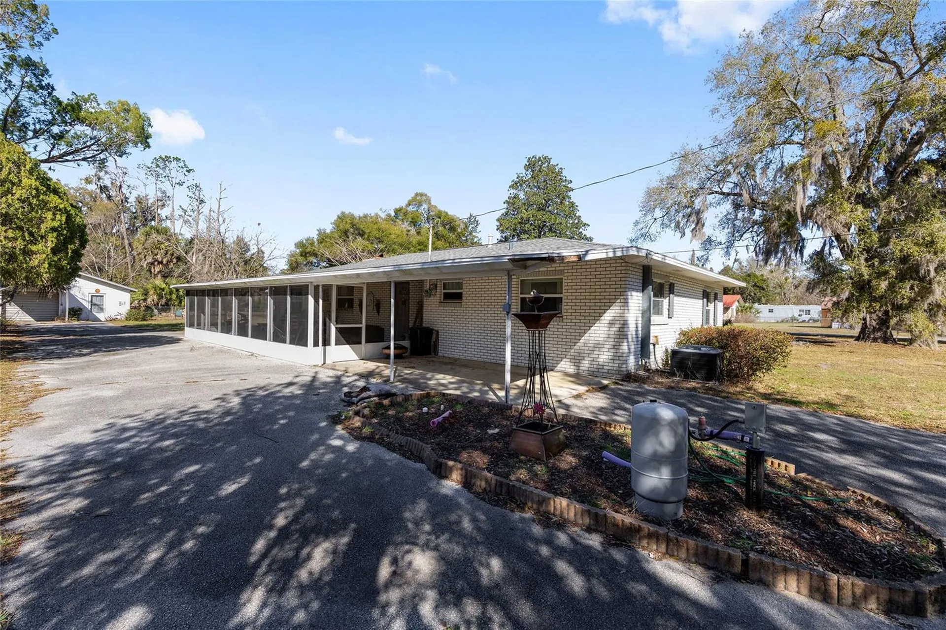 3010 NE 98th Lane Anthony FL 32617