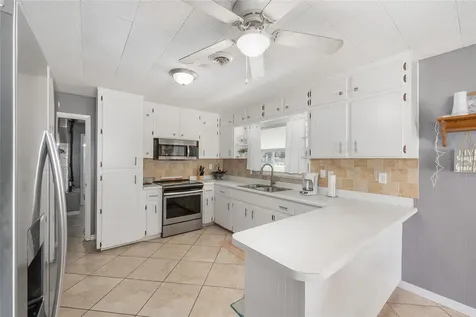 3010 NE 98th Lane Anthony FL 32617