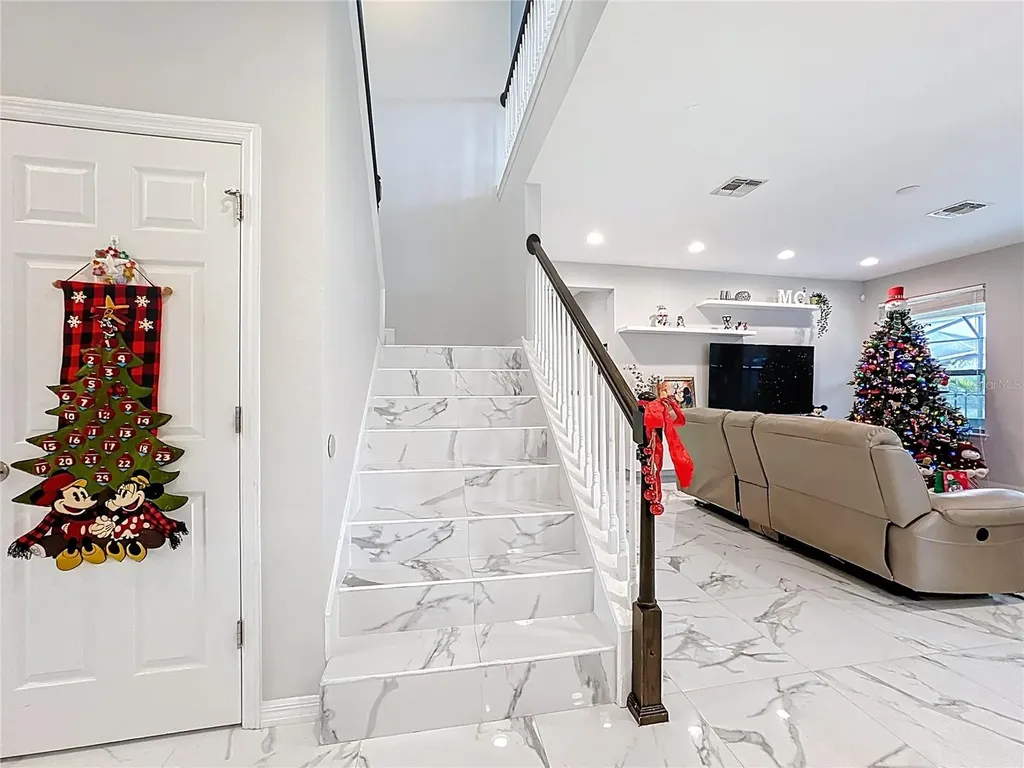 15327 Heron Hideaway Circle Winter Garden FL 34787