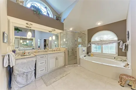 8383 Cypress Hollow Drive Sarasota FL 34238