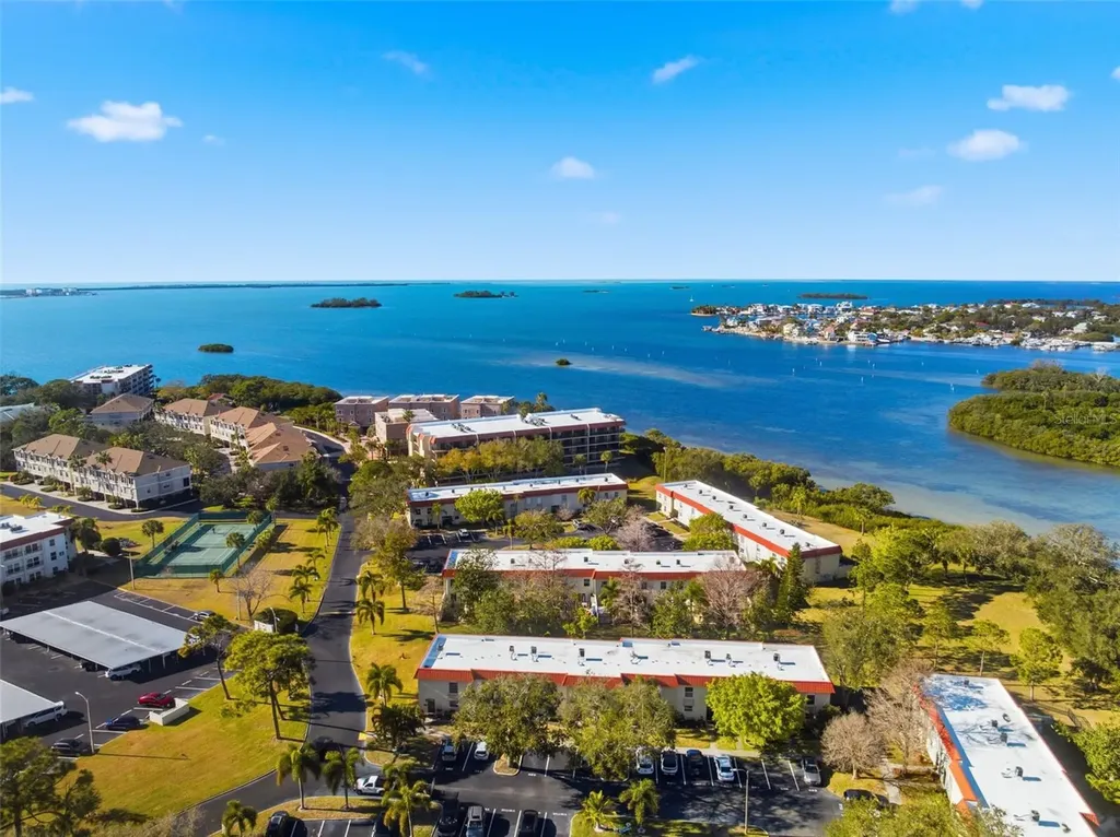 2700 Bayshore Boulevard Dunedin FL 34698